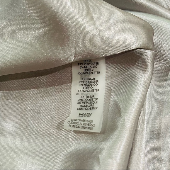 CALVIN KLEIN NWT Flutter Sleeve HiLo Floral Print Ruffle Dress $259 - Picture 12 of 13